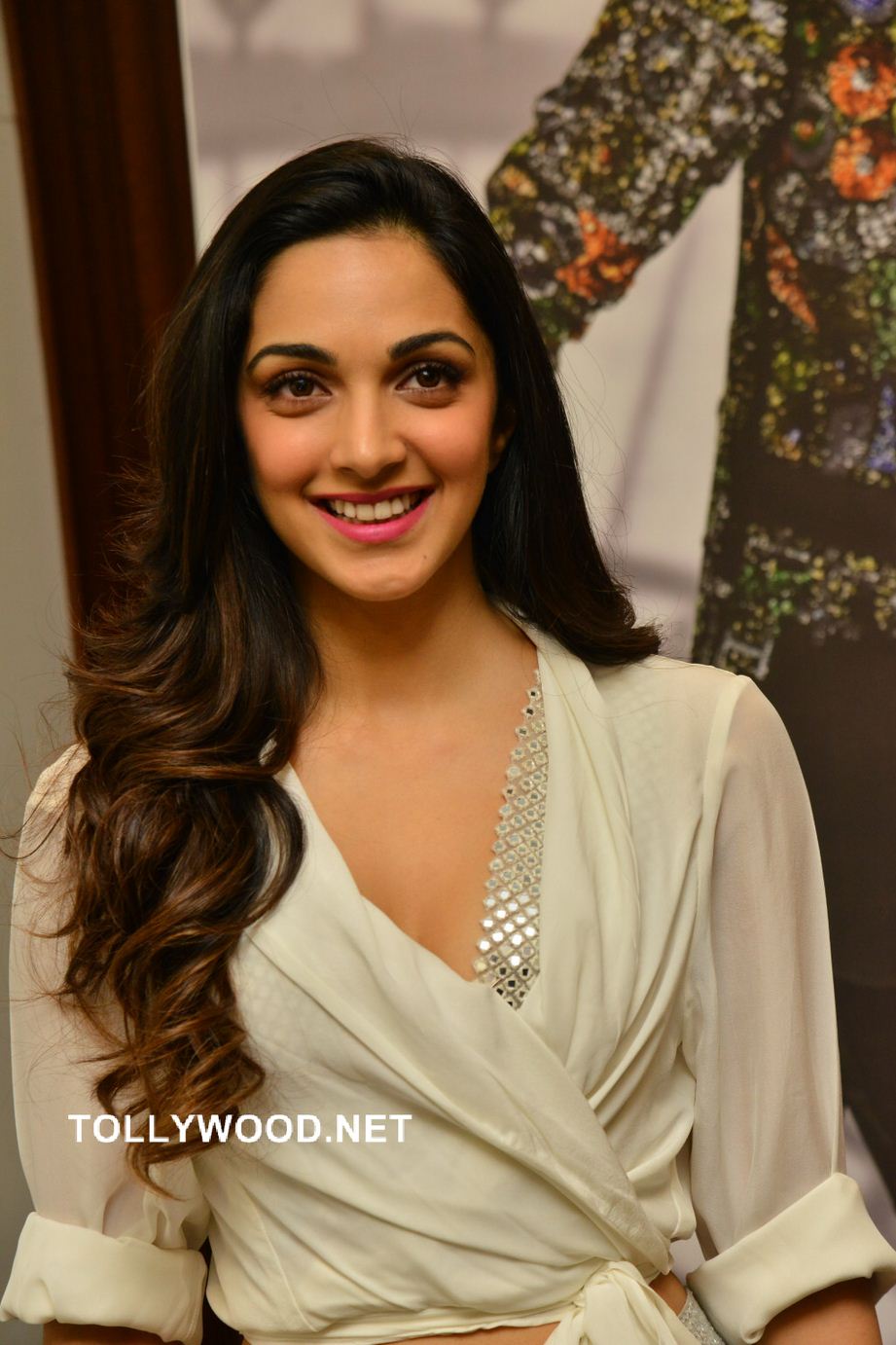 Kiara Advani Stills,Kiara Advani Latest Stills,Kiara Advani New Photos ...