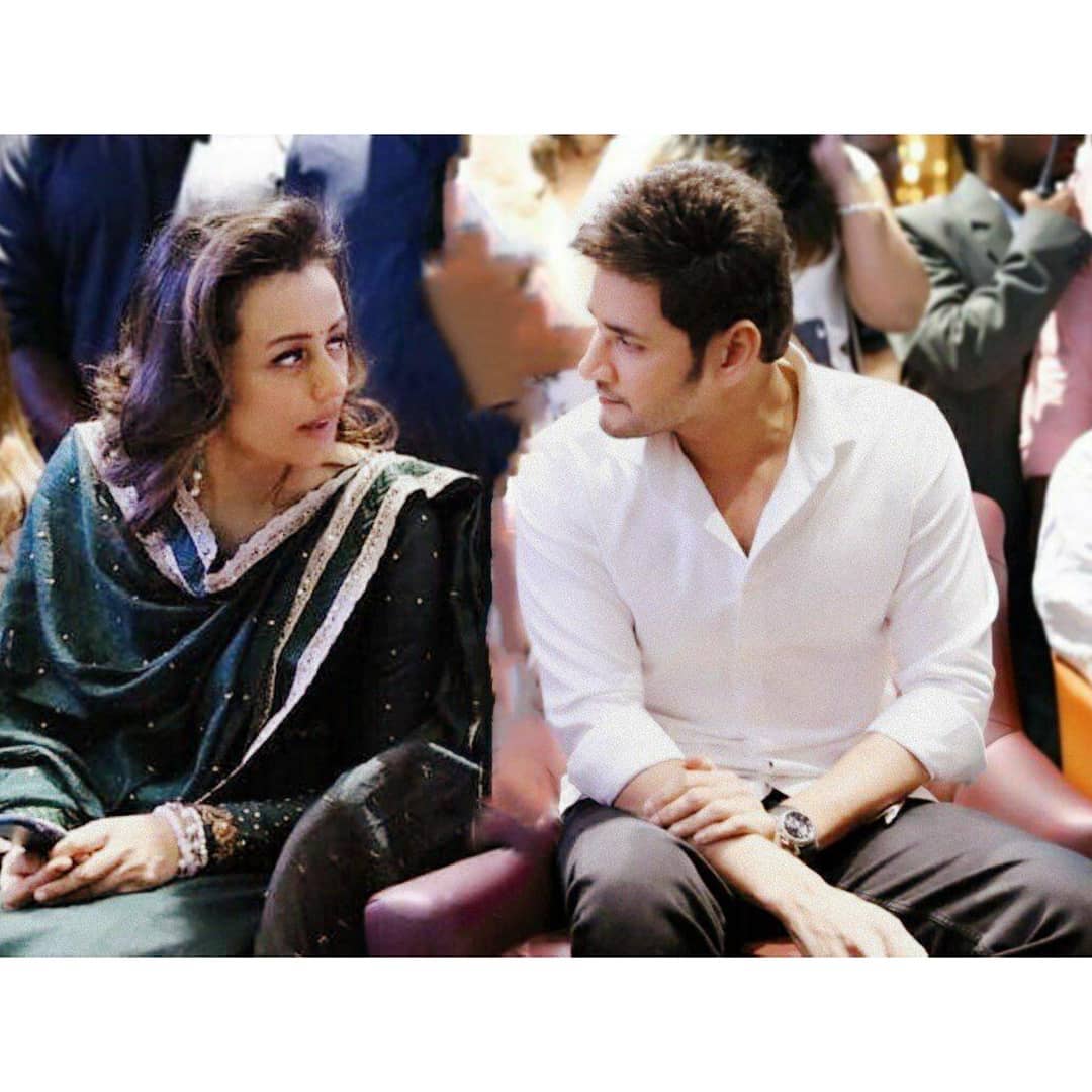 Mahesh Babu Namrata : Lovers Eye Romance in Public