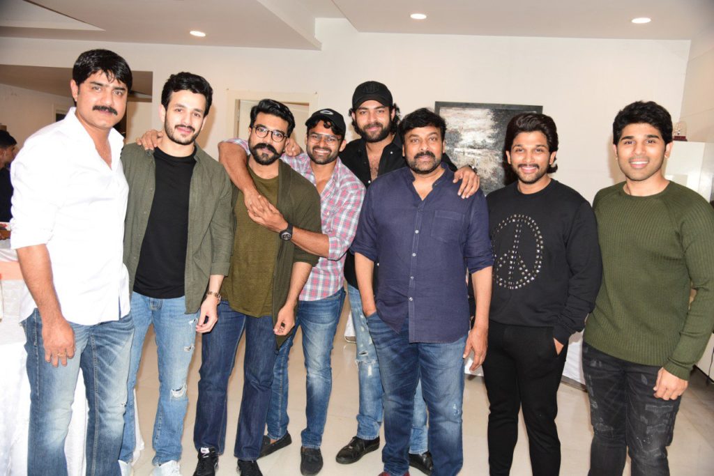  Allu Arjun throws lavish party for Sye Raa Team