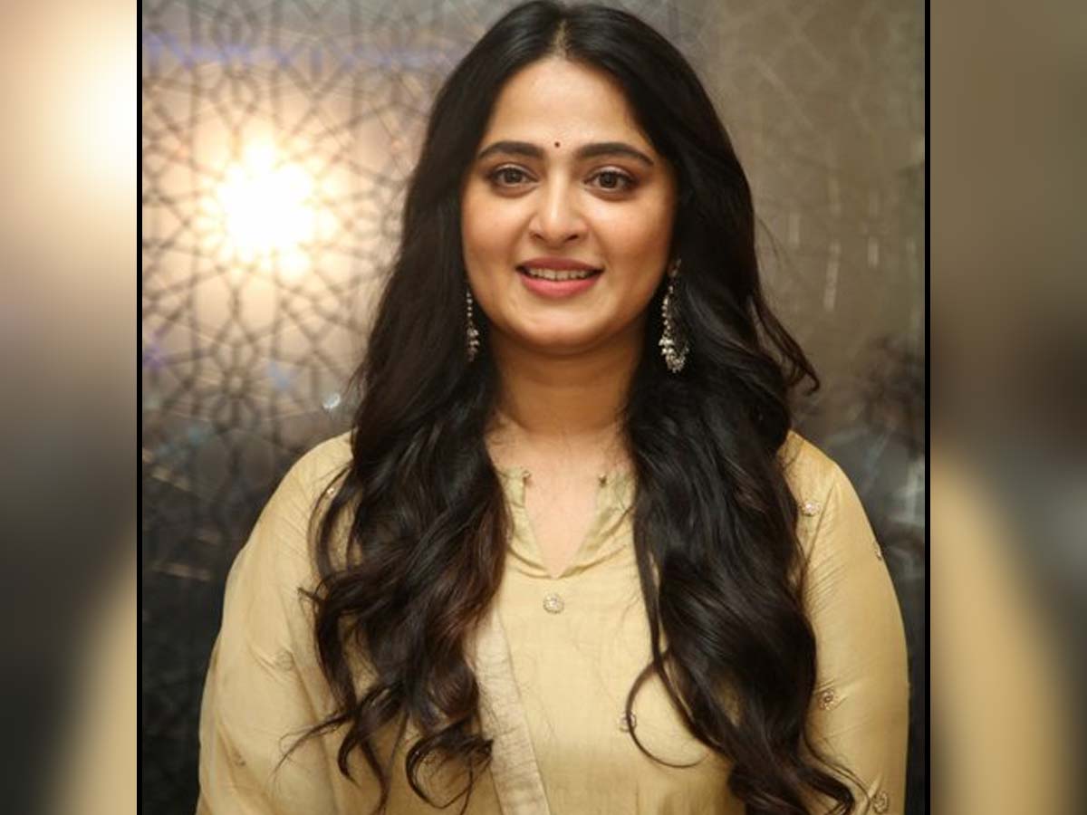 Anushka Shetty next with Mahesh