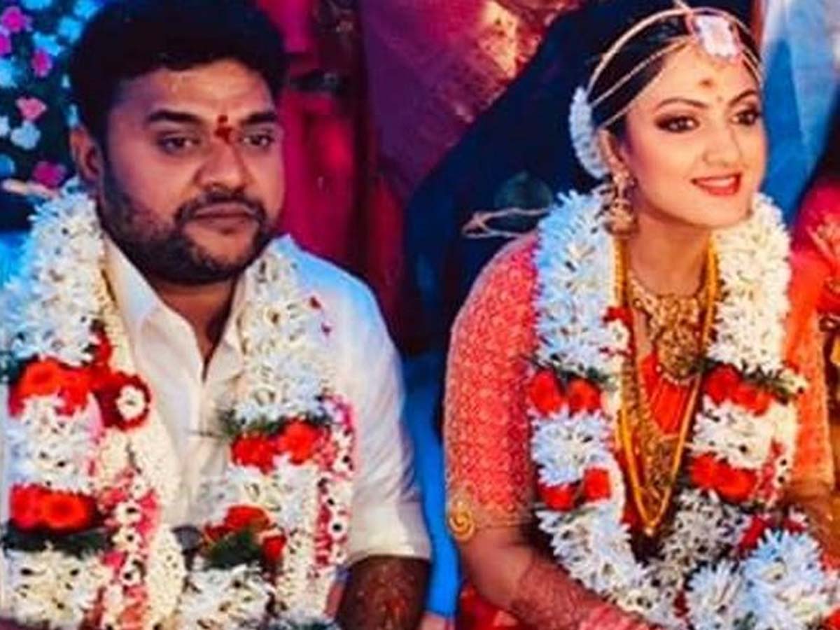 Parugu actress Sheela Kaur ties the knot