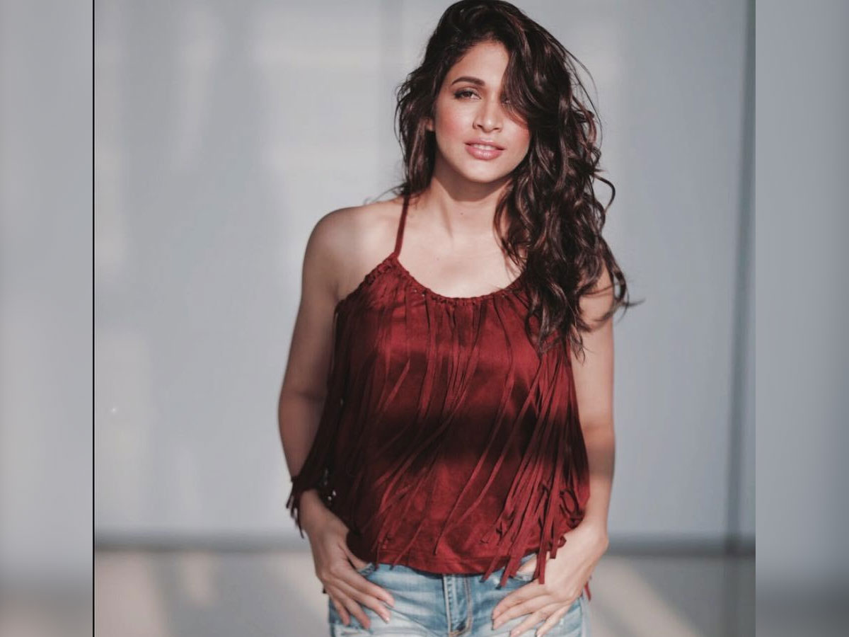 Lavanya uncomfortable to go intimate