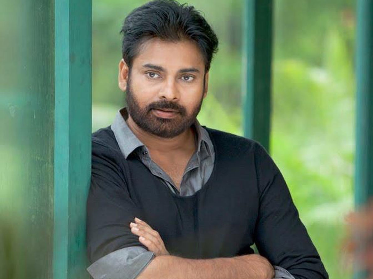 Pawan Kalyan to change his decision on Krish movie?