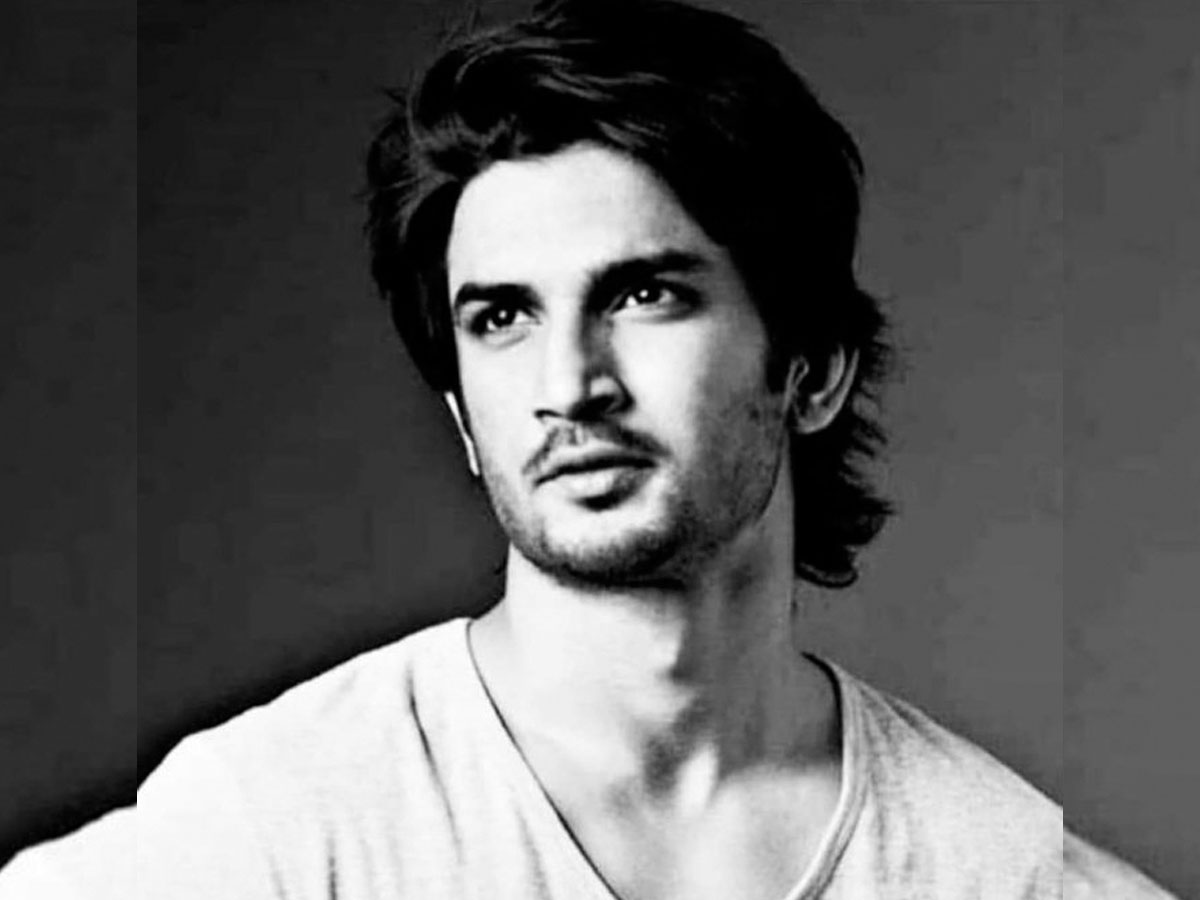 Sushant Singh Rajput female fan commits suicide