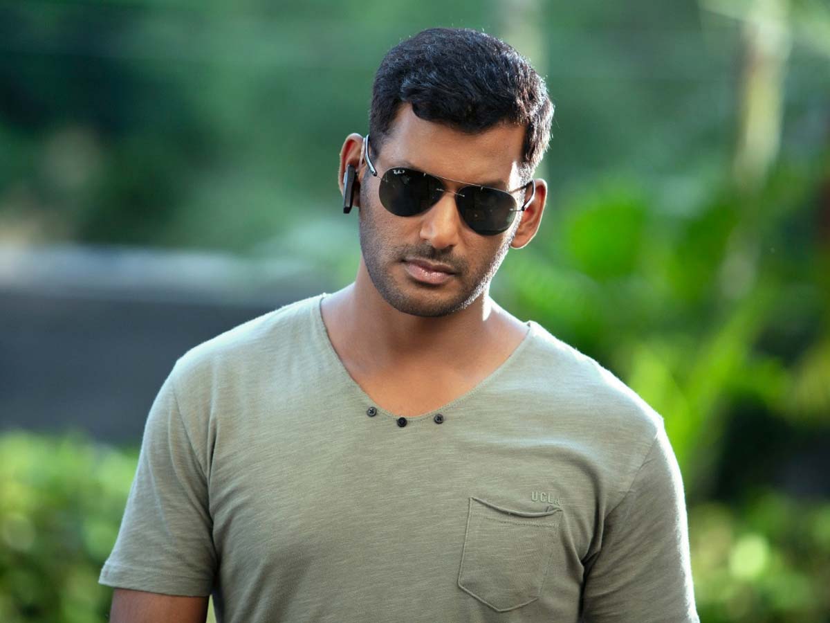 Vishal robbed by a woman, filed police complaint