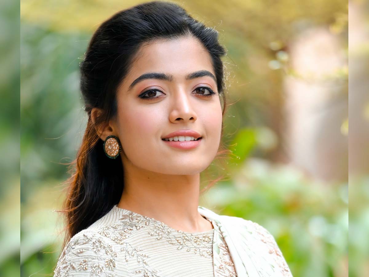  Tribal girl Rashmika Mandanna goes for a change?