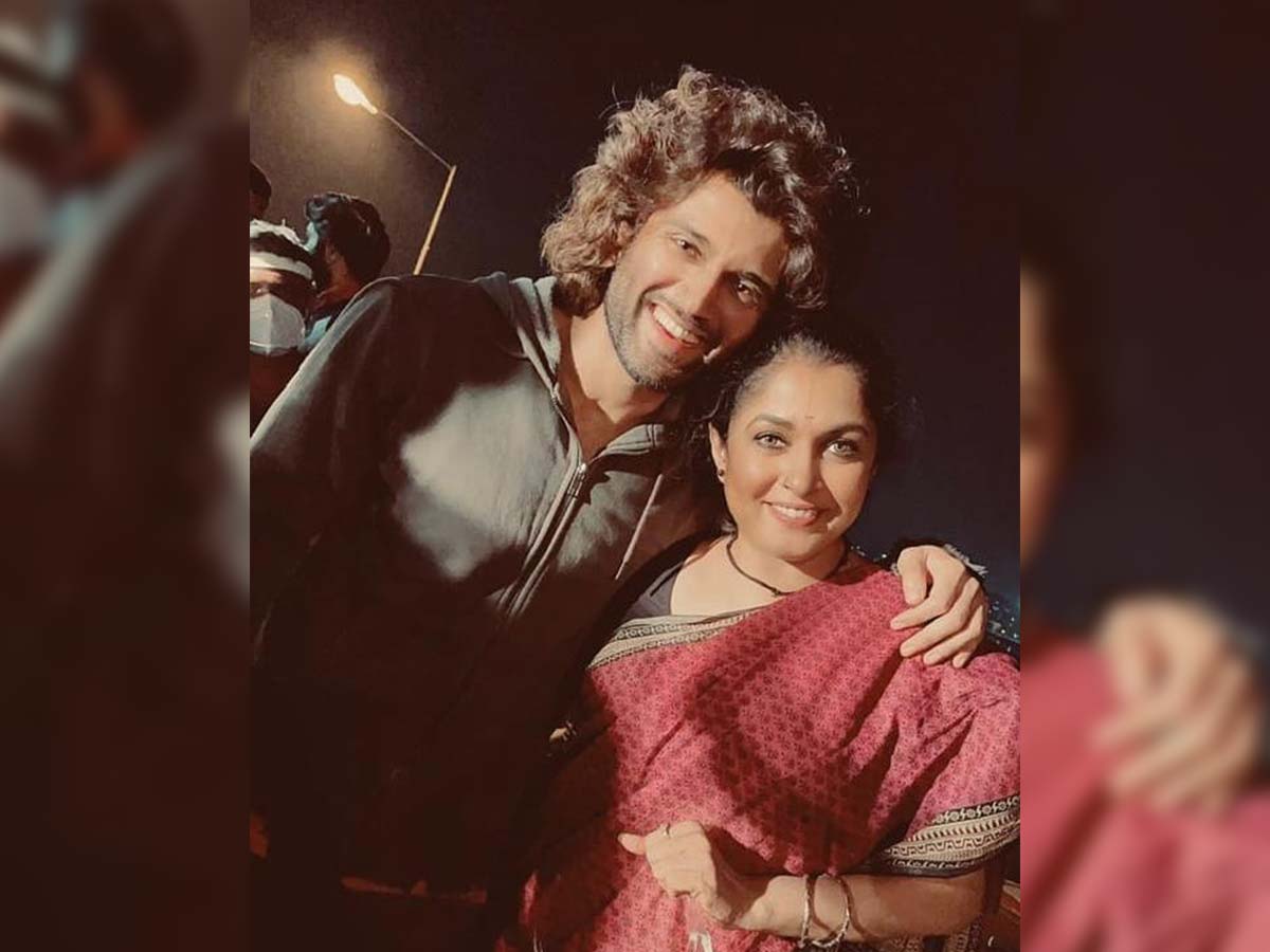 Vijay Deverakonda and Ramya Krishna posing together