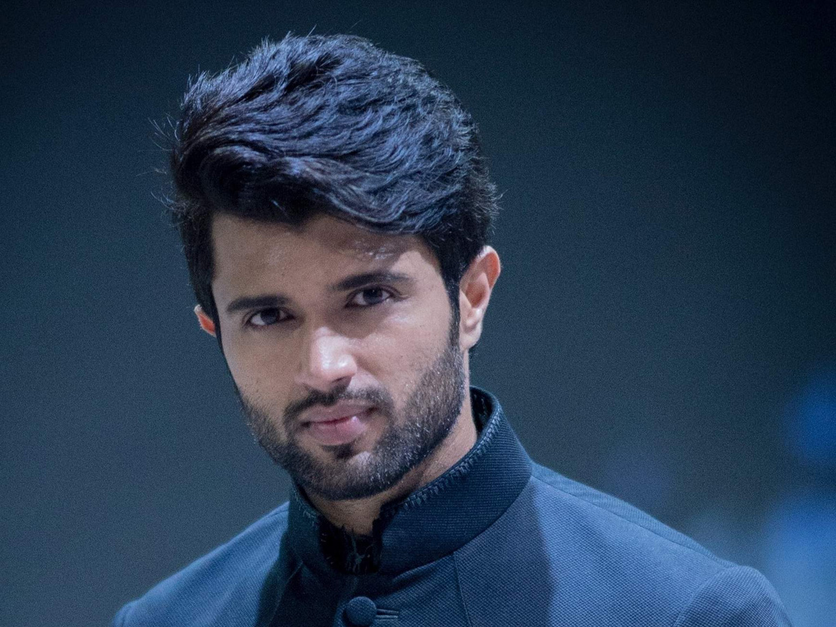 Vijay Deverakonda decides to lend his voice