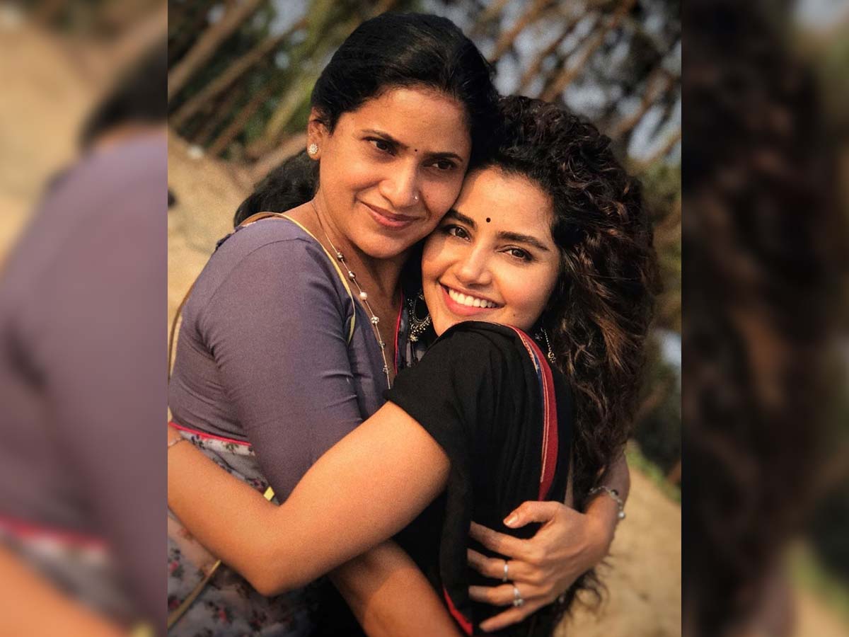 Anupama Parameswaran mother breaks silence on her daughter marriage rumors