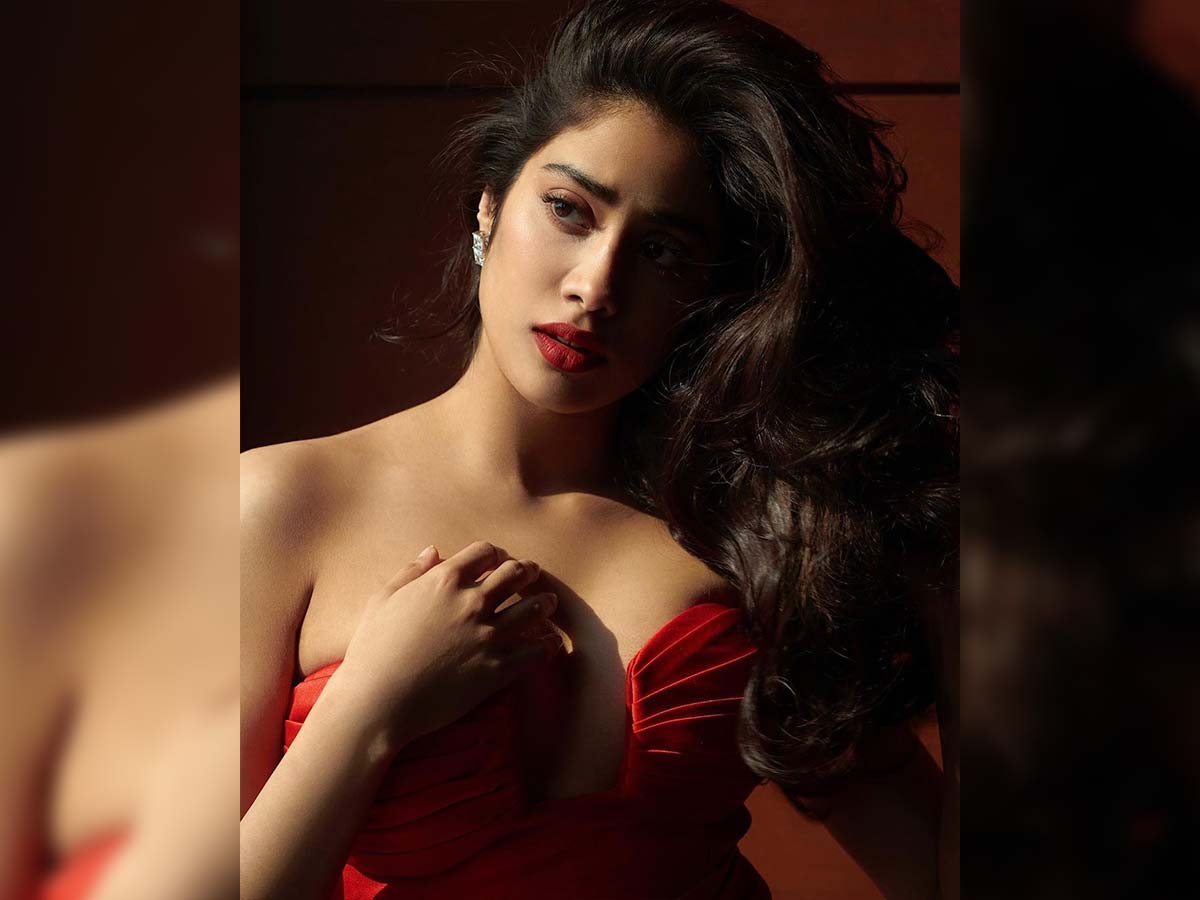 Janhvi Kapoor refuses to kiss