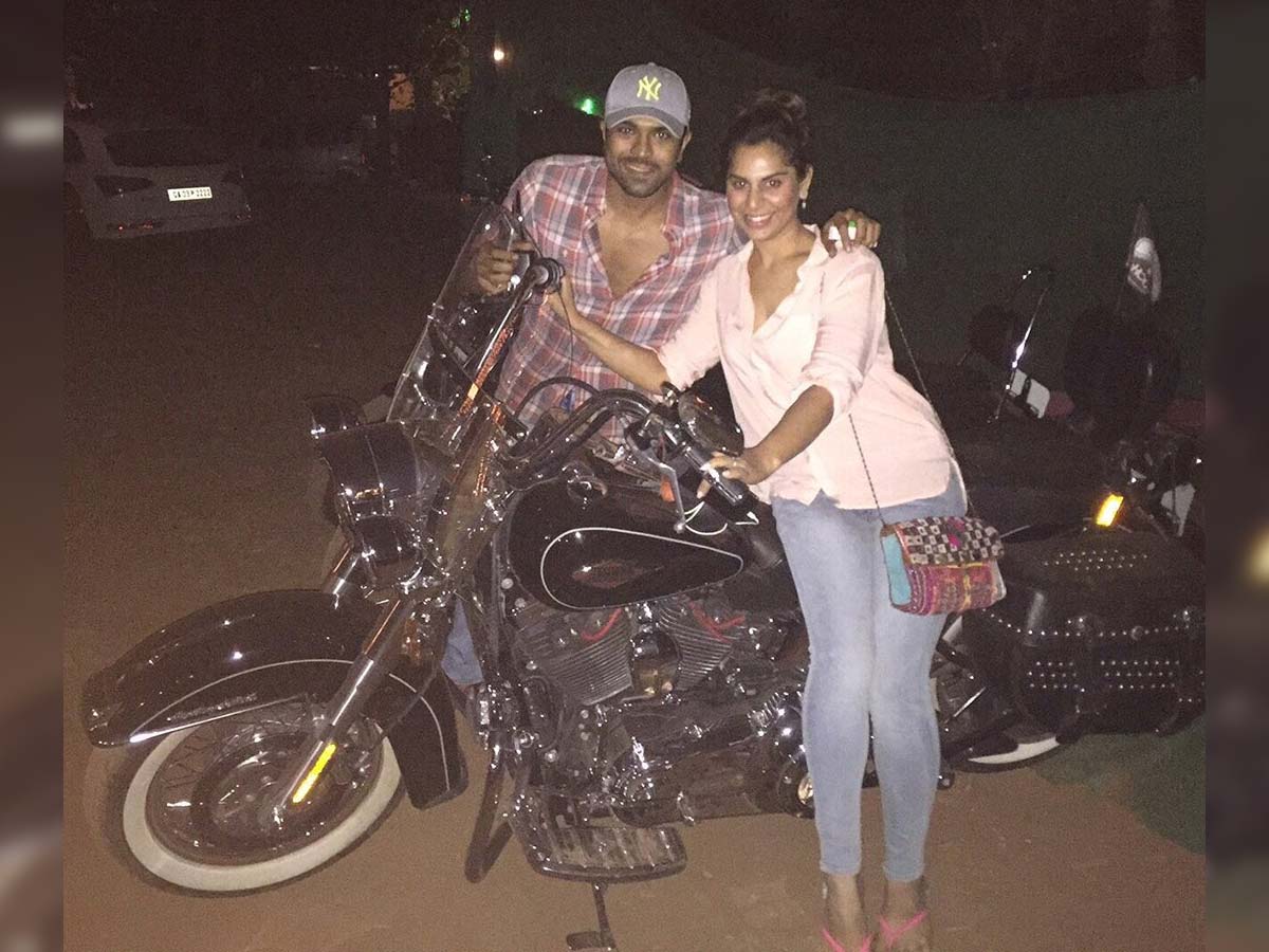 Ram Charan and Upasana romantic pose