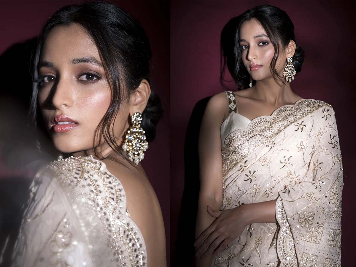 ‘KGF’ Heroine Glamour Photos went Viral..!